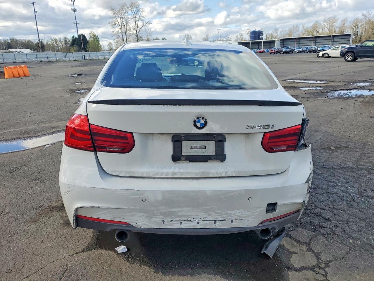 2017 BMW 340 SA