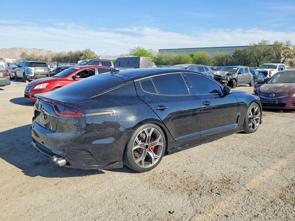 2018 KIA STINGER GT2