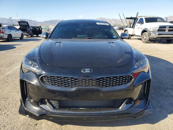 2018 KIA STINGER GT2