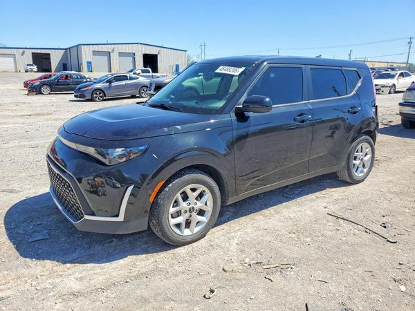 2023 KIA SOUL LX, S — Front 3/4