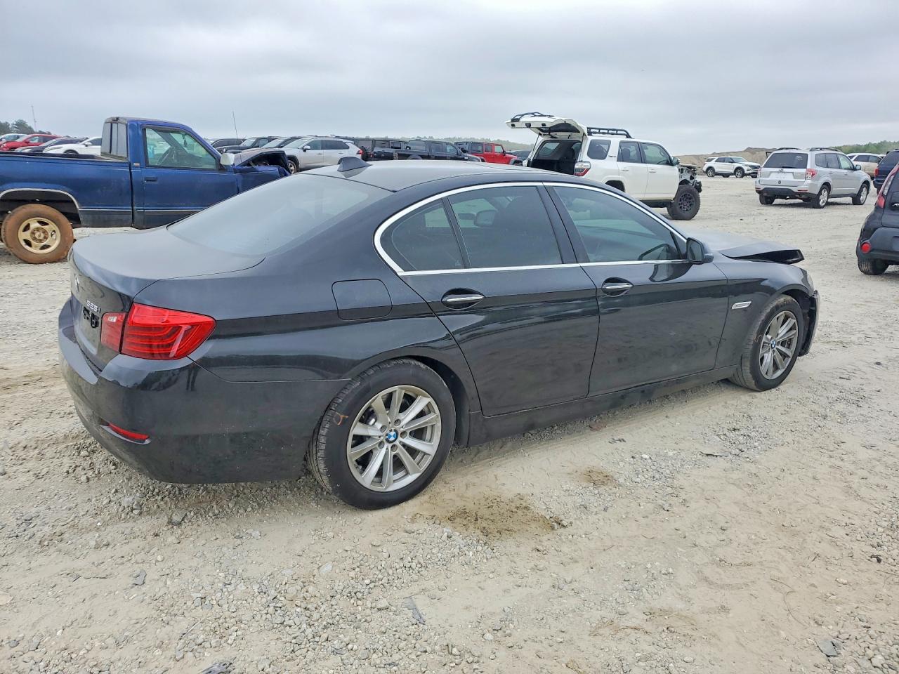 2015 BMW 528
