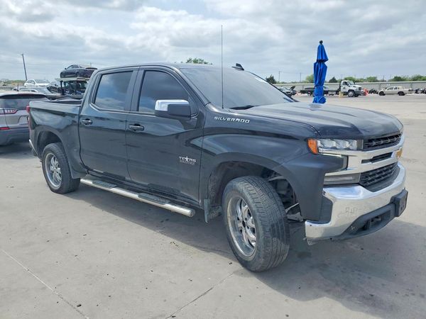 2022 CHEVROLET SILVERADO LT — Passenger 3/4