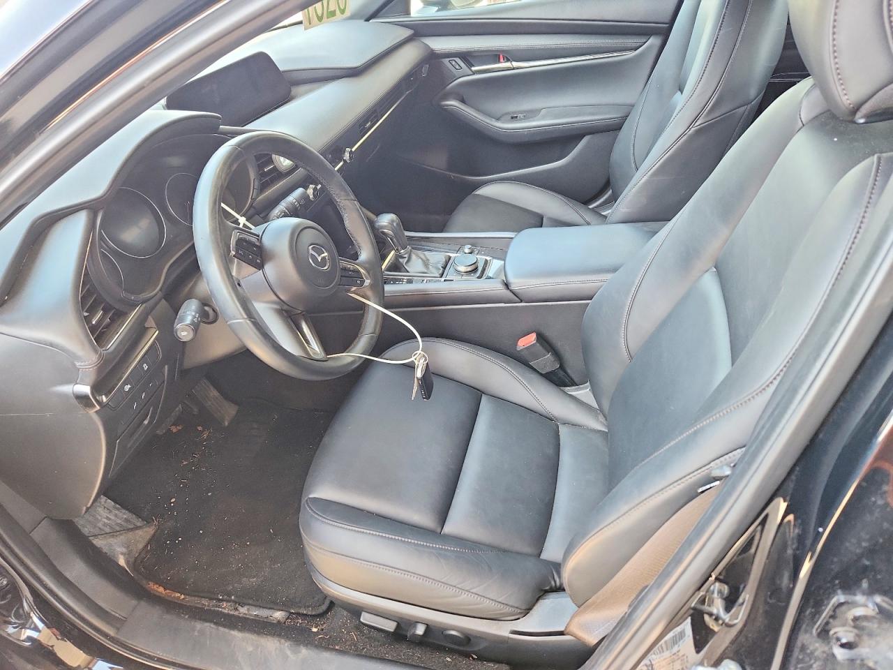 2024 MAZDA 3 Preferred Package