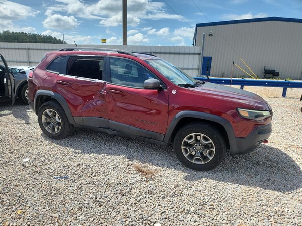 2019 JEEP CHEROKEE TRAILHAWK 4X4