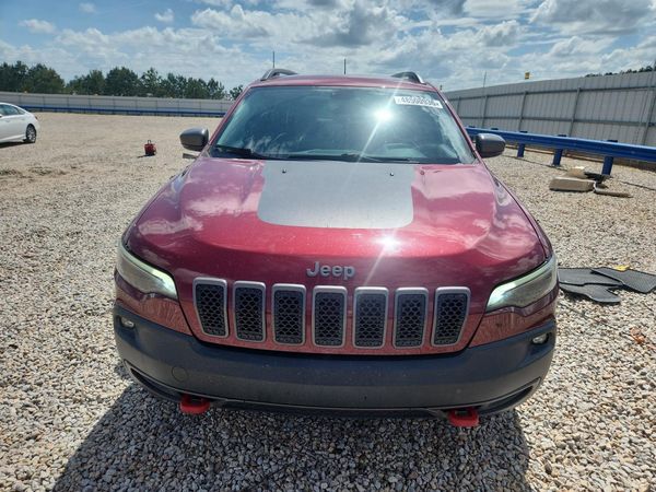 2019 JEEP CHEROKEE TRAILHAWK 4X4