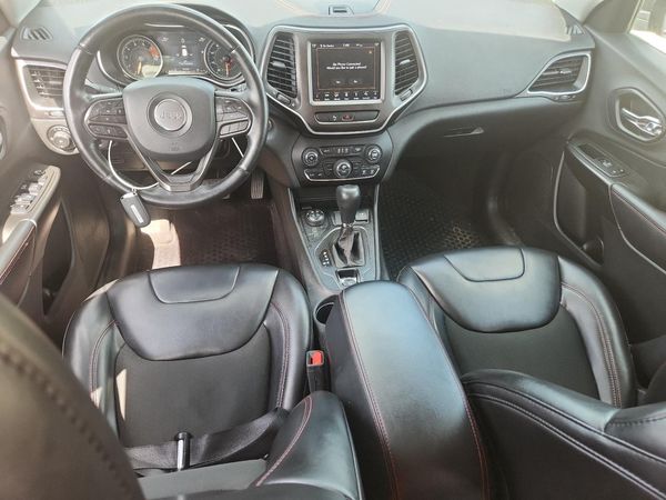 2019 JEEP CHEROKEE TRAILHAWK 4X4