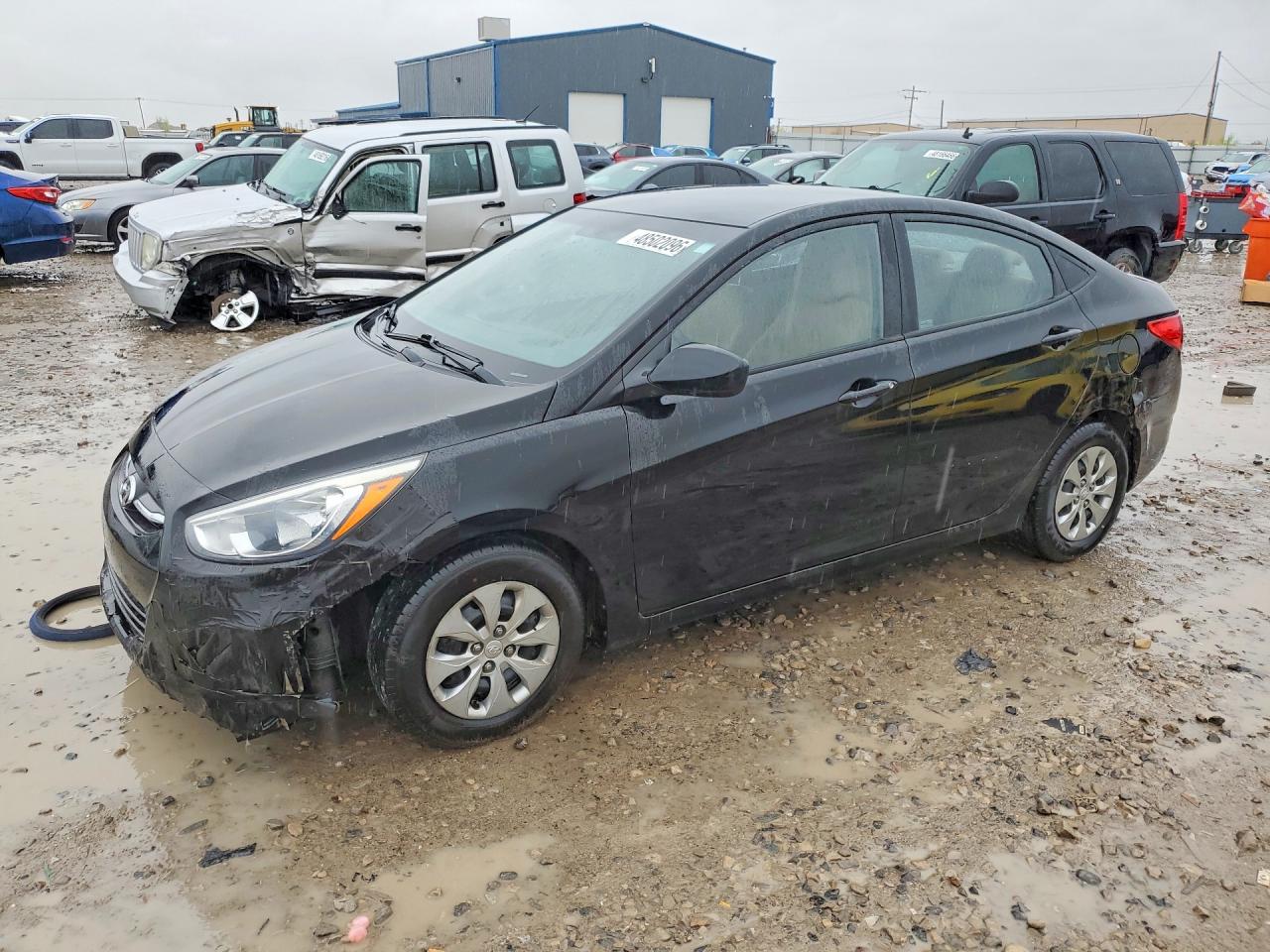 2016 HYUNDAI ACCENT GS / GLS — Front 3/4