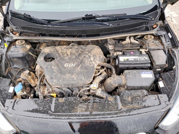 2016 HYUNDAI ACCENT GS / GLS — Engine bay