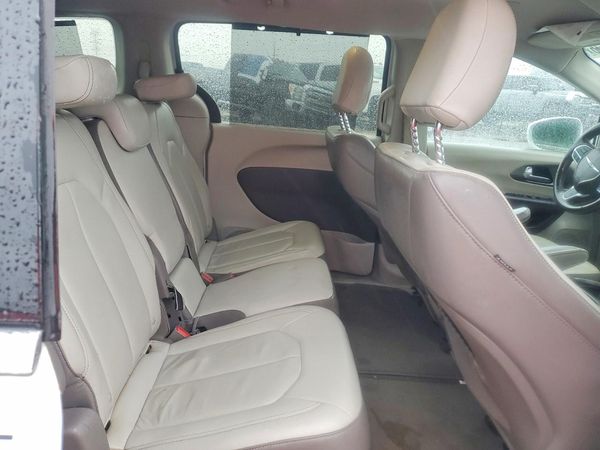 2017 CHRYSLER PACIFICA