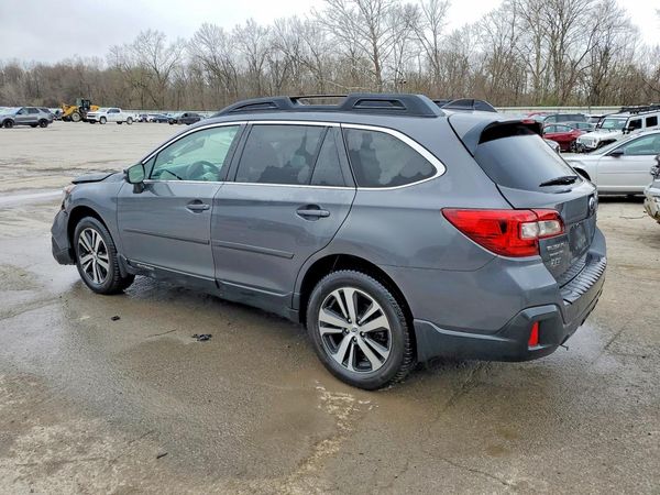 2018 SUBARU OUTBACK Limited+M/R