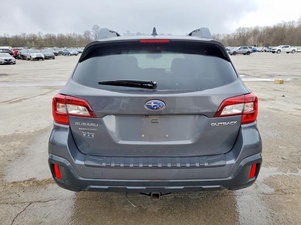 2018 SUBARU OUTBACK Limited+M/R