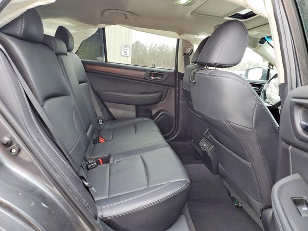 2018 SUBARU OUTBACK Limited+M/R