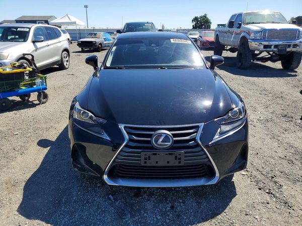 2017 LEXUS IS 300