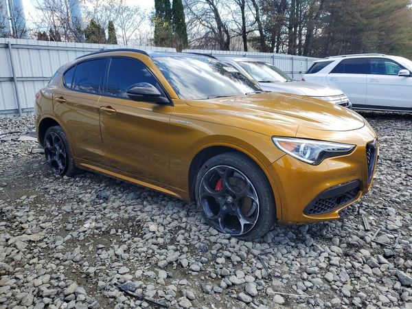 2022 ALFA ROMEO STELVIO TI AWD