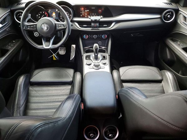 2022 ALFA ROMEO STELVIO TI AWD