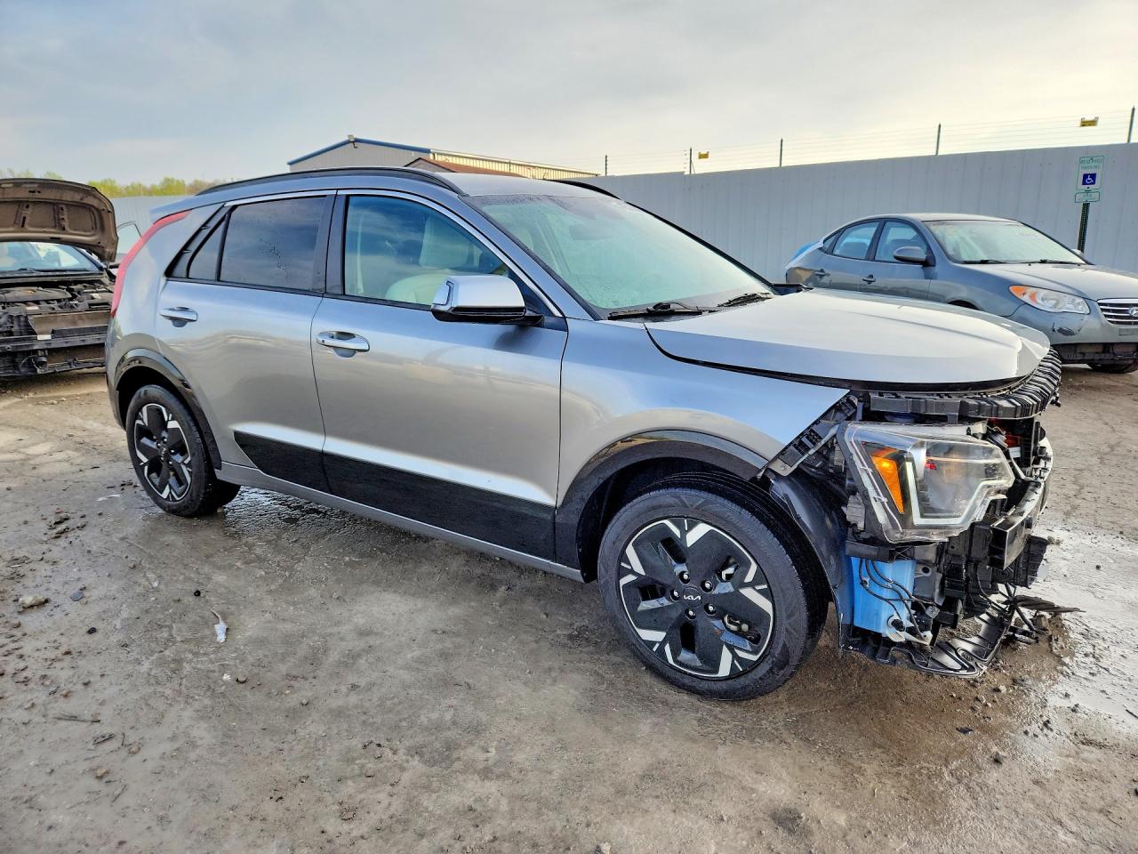 2023 KIA NIRO EV Wind
