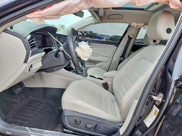 2024 VOLKSWAGEN JETTA SE, SE (AQ301 Trans)