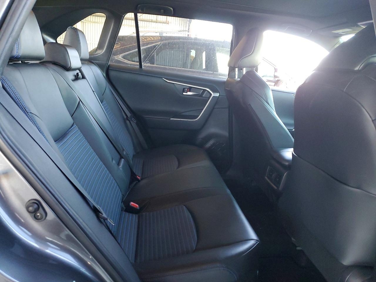 2019 TOYOTA RAV4 HYBRID XSE HV 4WD