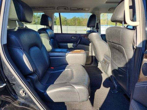 2017 INFINITI QX80