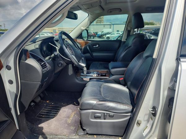 2019 NISSAN ARMADA — DENT