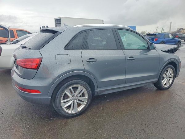 2017 AUDI Q3 Premium