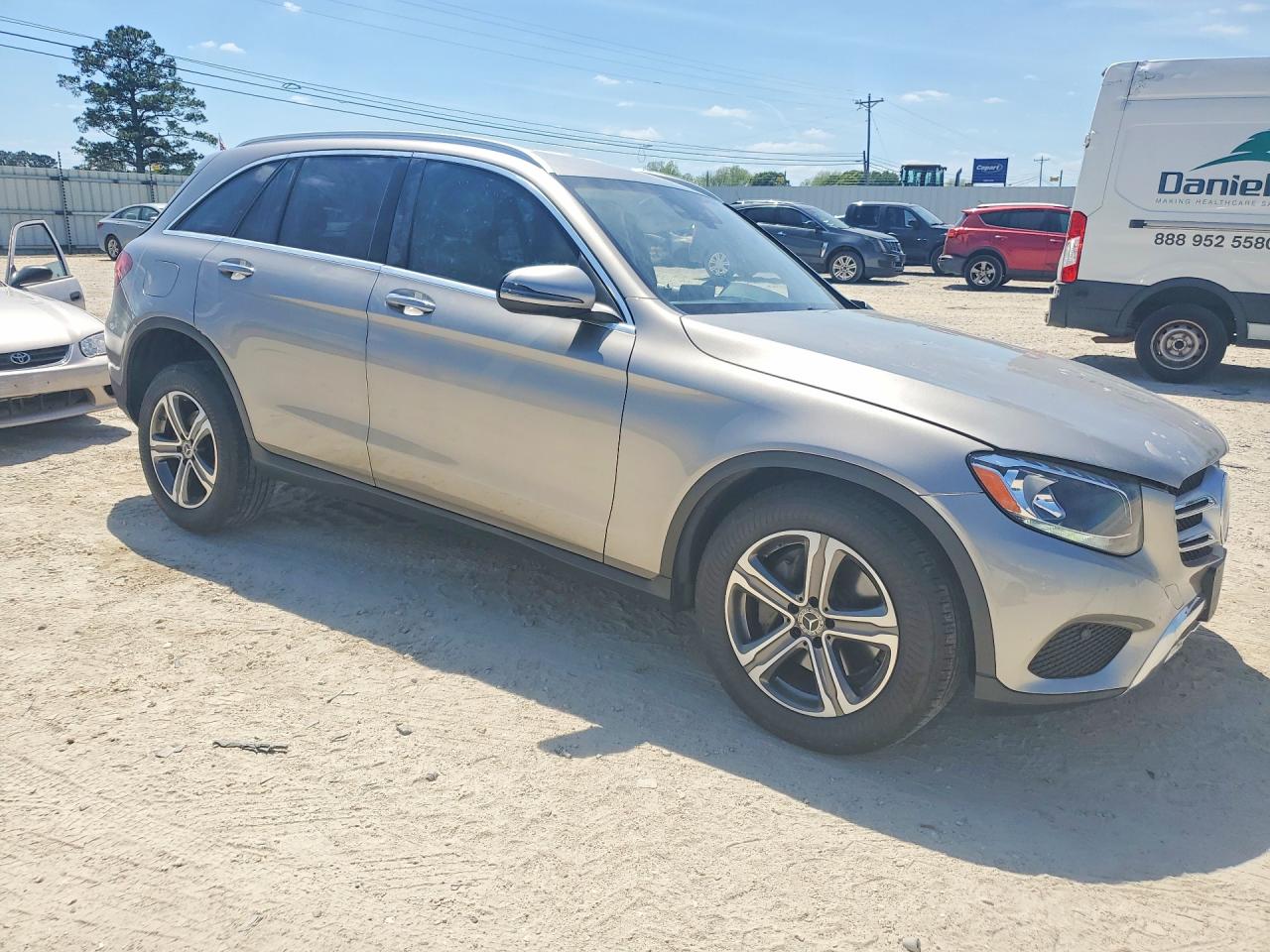 2019 MERCEDES-BENZ GLC GLC300