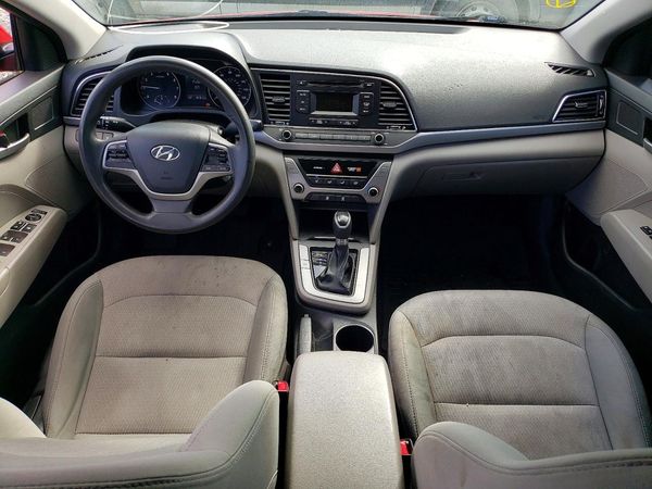 2017 HYUNDAI ELANTRA