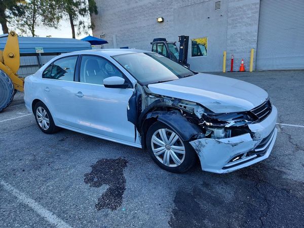 2017 VOLKSWAGEN JETTA S — Passenger 3/4