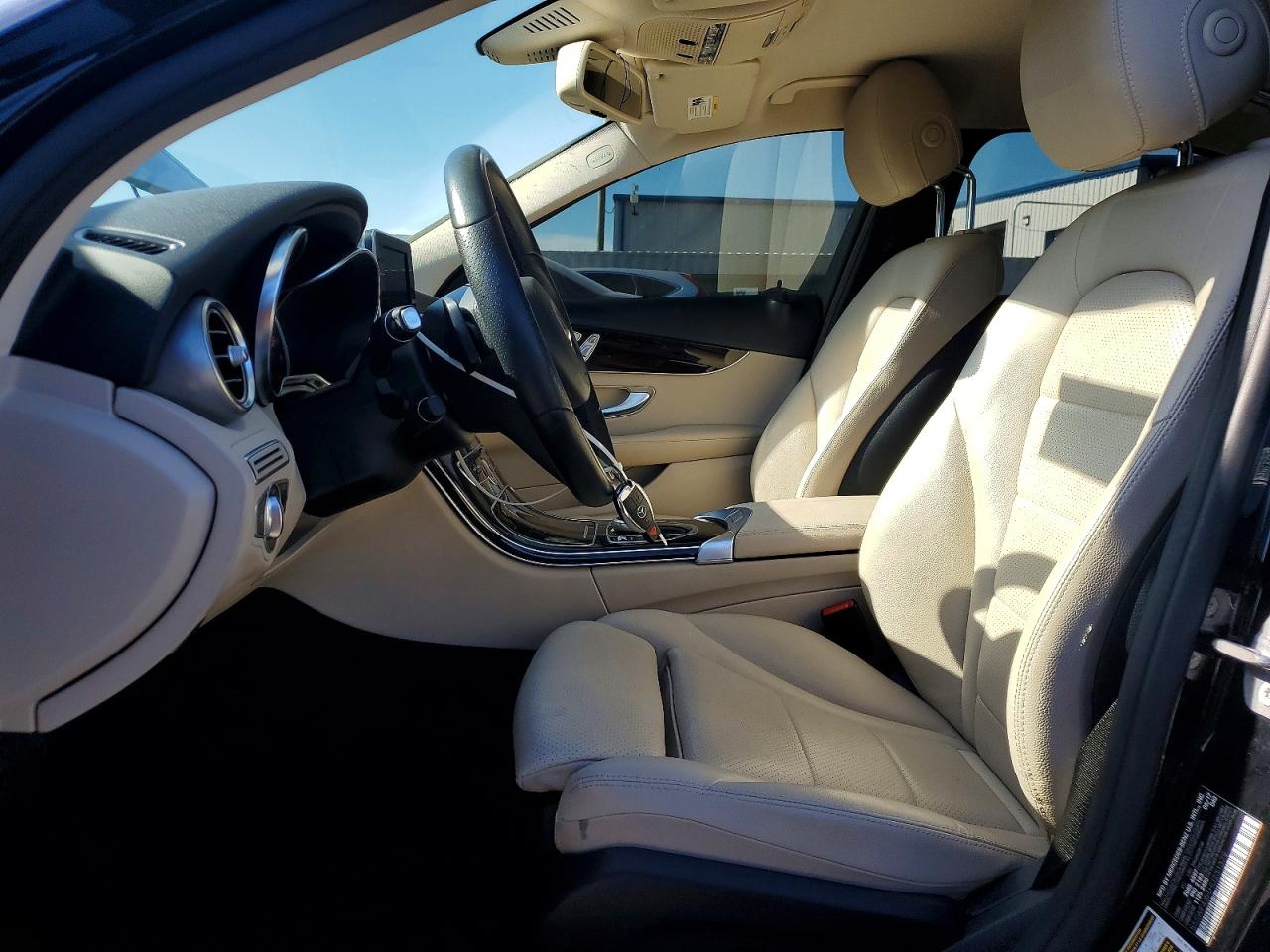 2017 MERCEDES-BENZ C C300