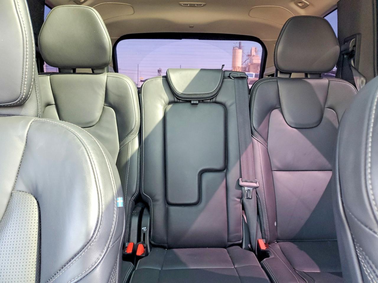 2024 VOLVO XC90 Ultimate Bright