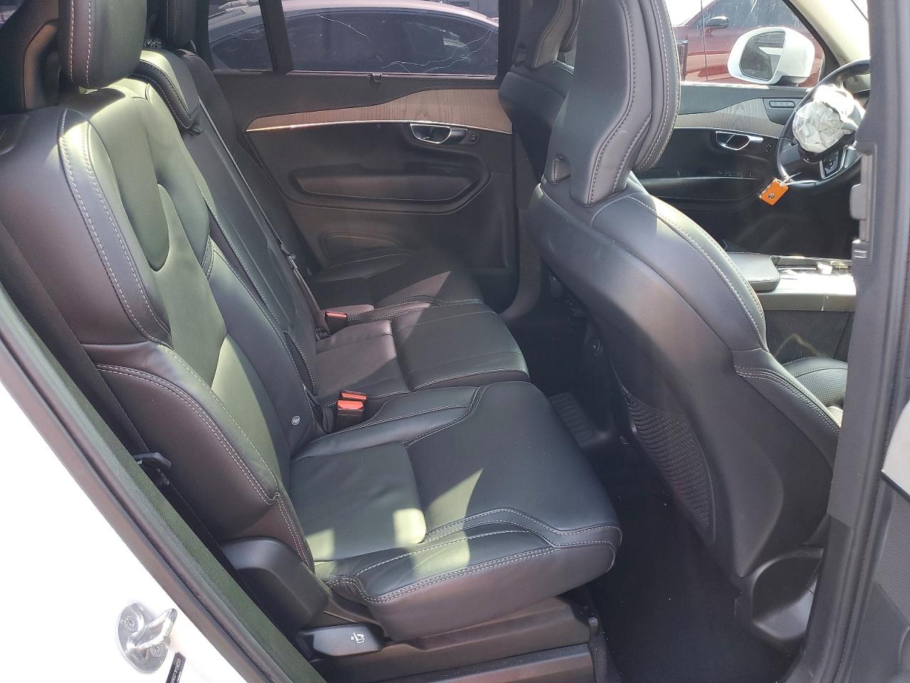 2024 VOLVO XC90 Ultimate Bright