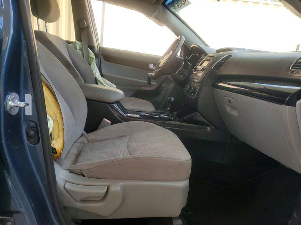 2014 KIA SORENTO Base/ LX