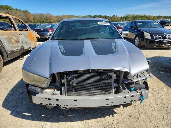 2013 DODGE CHARGER SE