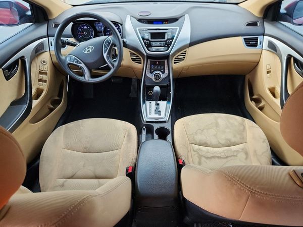2013 HYUNDAI ELANTRA