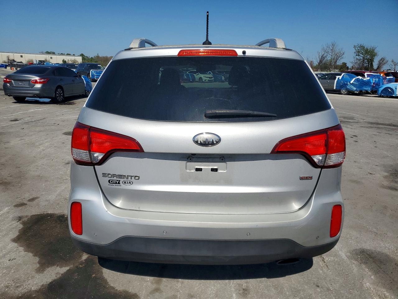 2014 KIA SORENTO Base/ LX