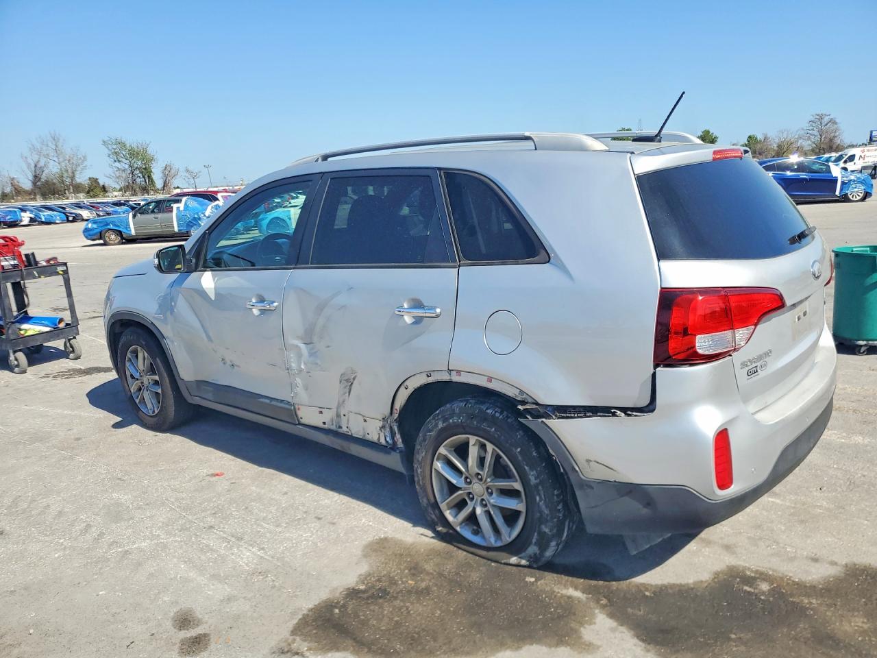 2014 KIA SORENTO Base/ LX