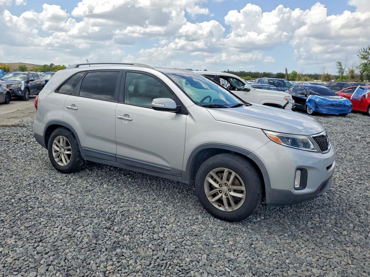 2014 KIA SORENTO Base/ LX