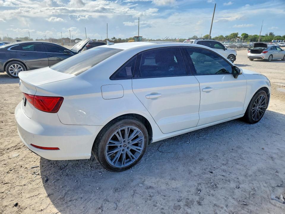 2016 AUDI A3