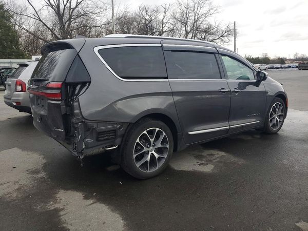 2022 CHRYSLER PACIFICA Pinnacle