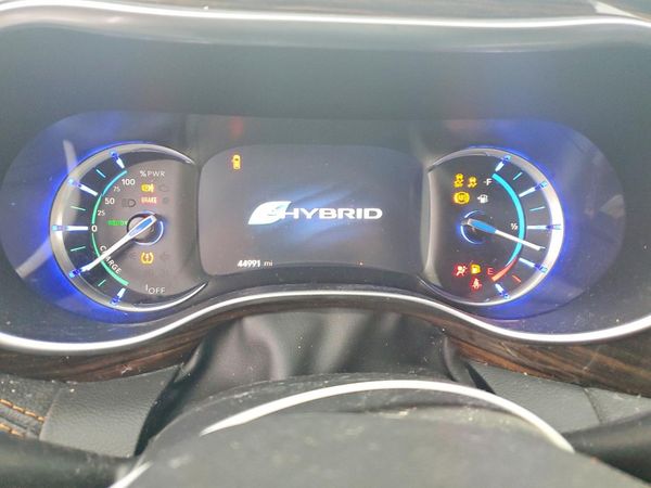 2022 CHRYSLER PACIFICA Pinnacle