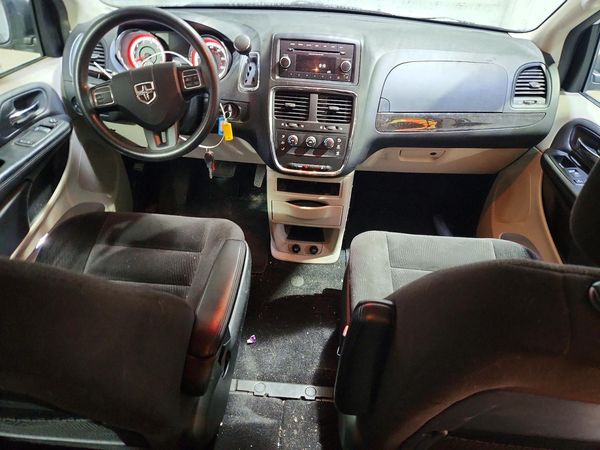 2014 DODGE GRAND CARAVAN SE