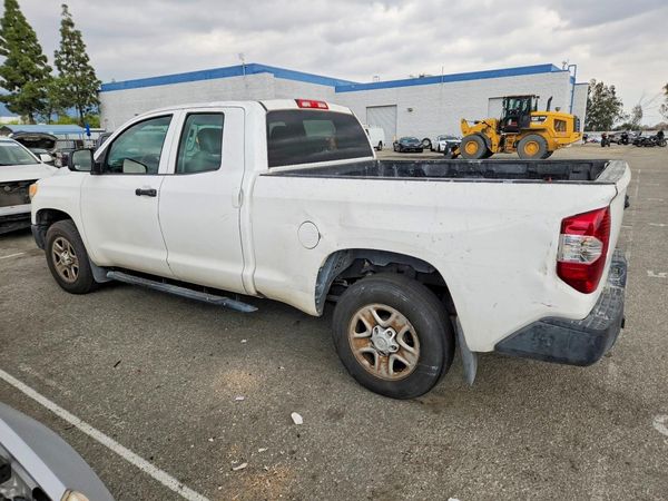 2015 TOYOTA TUNDRA SR5 Grade