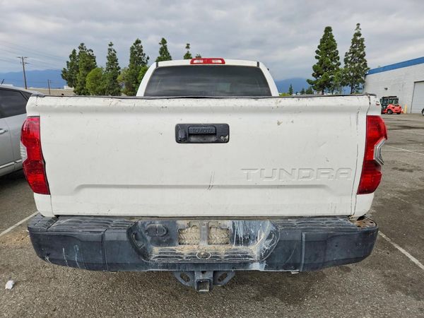 2015 TOYOTA TUNDRA SR5 Grade