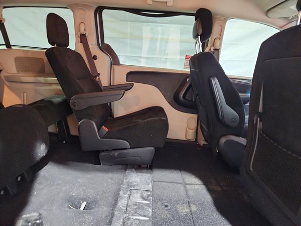 2015 DODGE GRAND CARAVAN SE