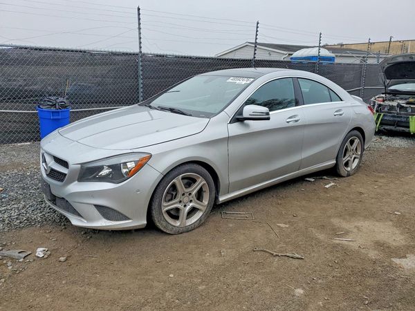 2014 MERCEDES-BENZ CLA-CLASS CLA250 — Front 3/4