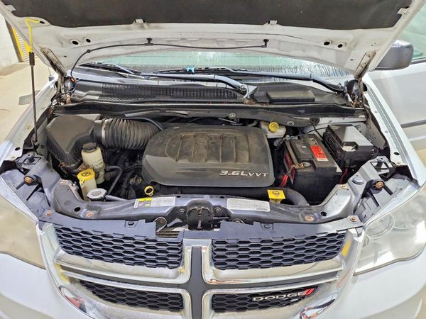 2015 DODGE GRAND CARAVAN SE