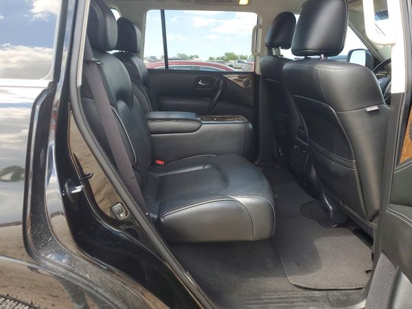 2017 INFINITI QX80