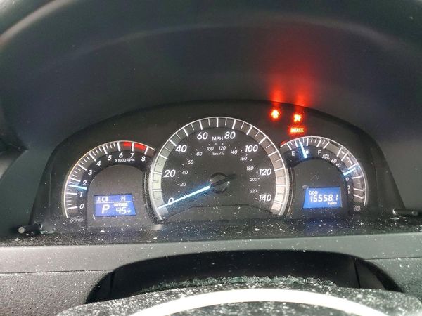 2014 TOYOTA CAMRY