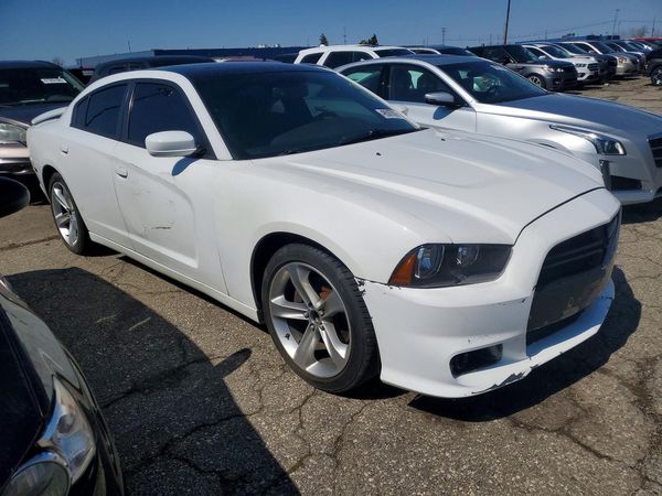 2014 DODGE CHARGER