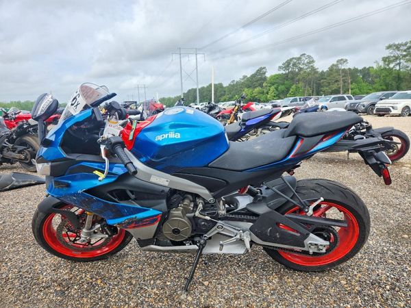 2026 APRILIA RS